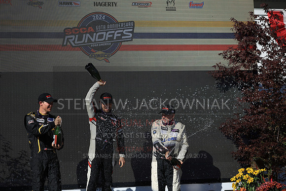 1T2A1833
